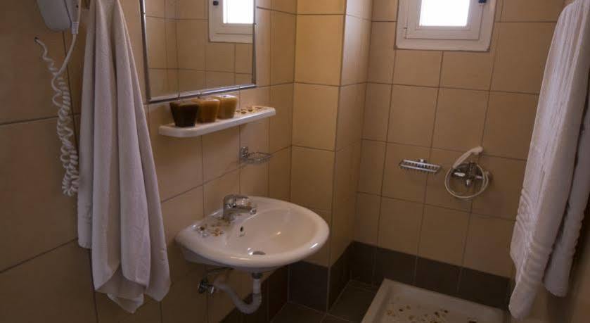 Nikos Hotel Mália Zewnętrze zdjęcie